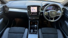 Volvo XC40 2.0 B4P Plus Dark 5dr Auto Petrol Estate